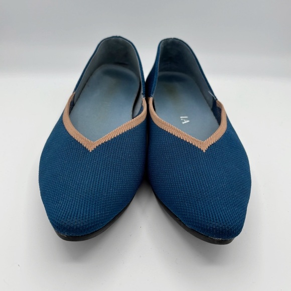 Vivaia Pointed-Toe V-Cut Flats 40 9 Marine Blue Tan - Picture 3 of 10